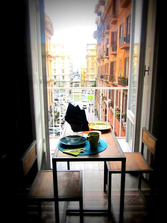 Napul'Art Bed & Breakfast Napoli Bagian luar foto