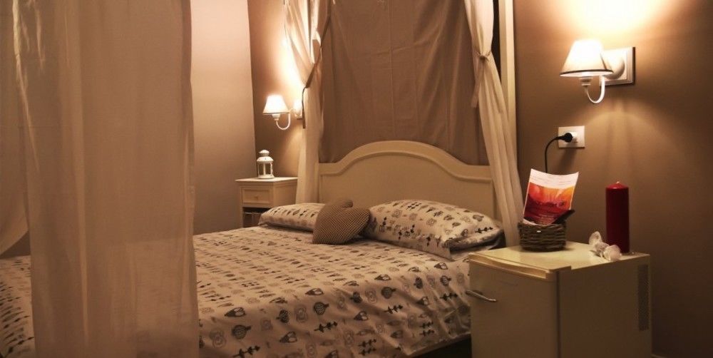 Napul'Art Bed & Breakfast Napoli Bagian luar foto