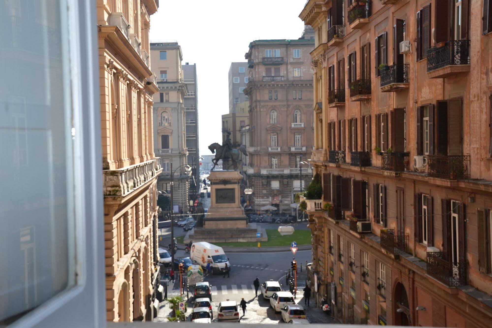 Napul'Art Bed & Breakfast Napoli Bagian luar foto