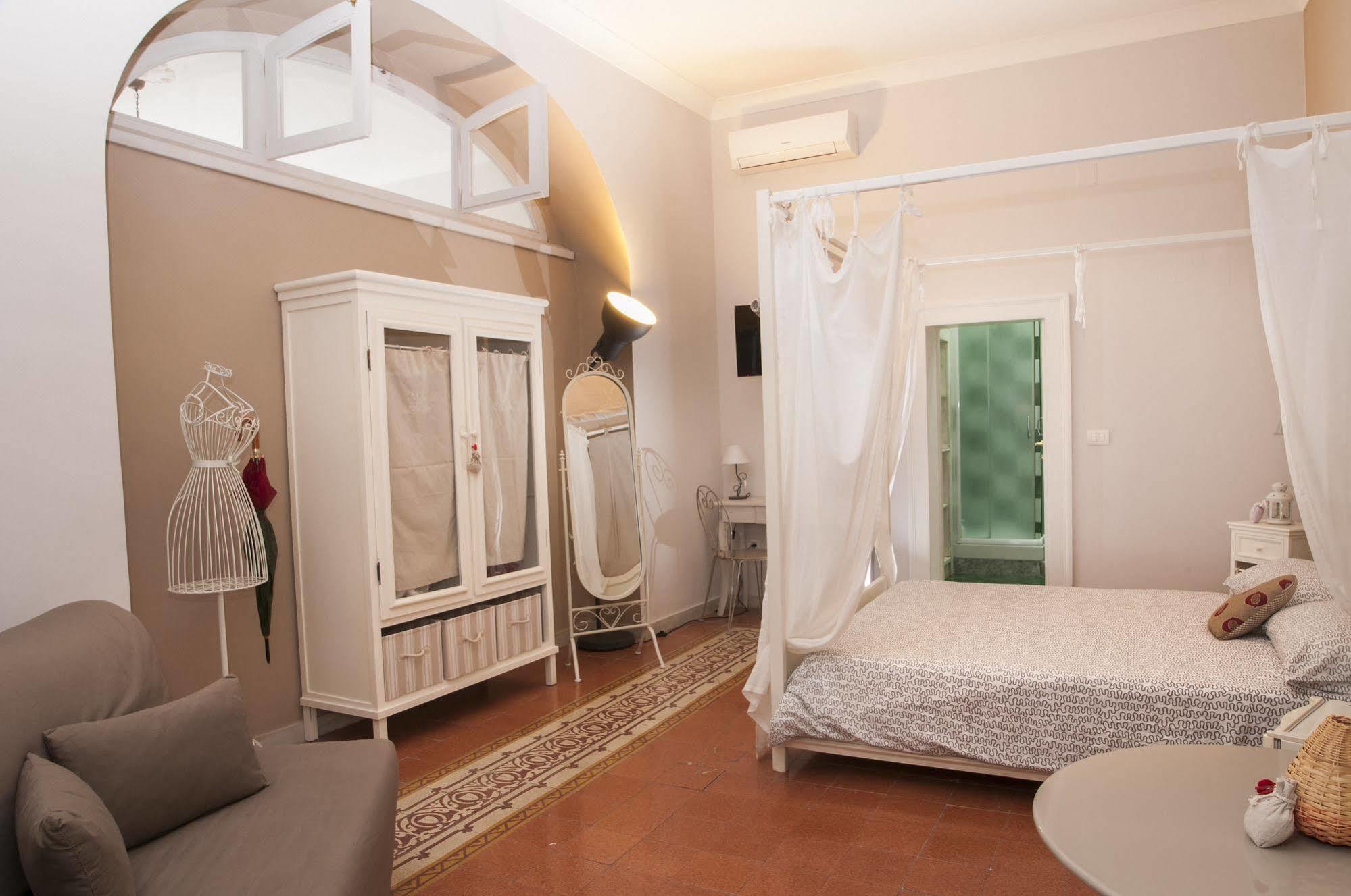 Napul'Art Bed & Breakfast Napoli Bagian luar foto