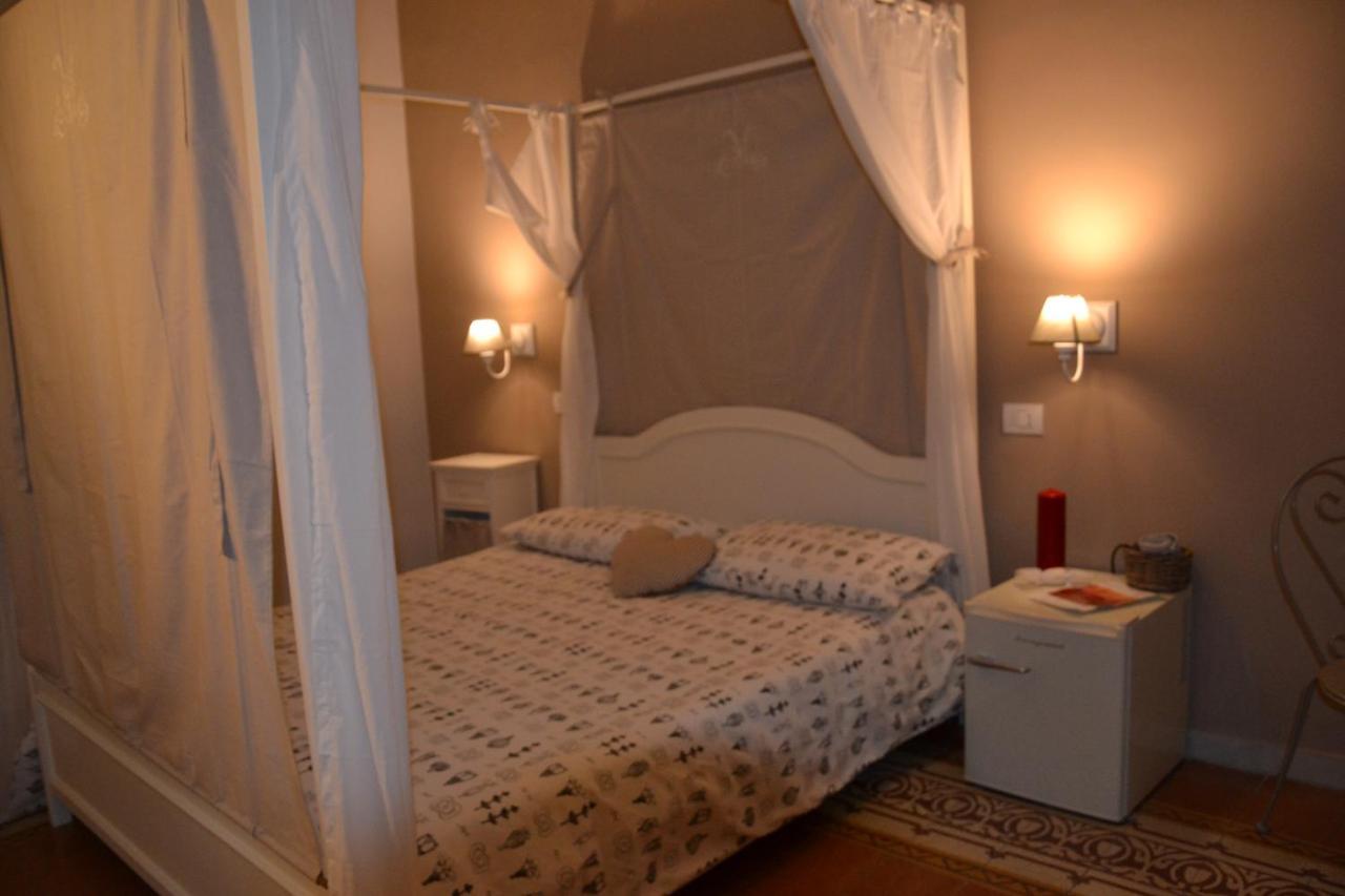 Napul'Art Bed & Breakfast Napoli Bagian luar foto