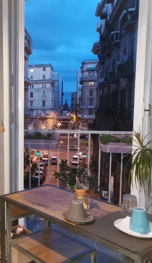 Napul'Art Bed & Breakfast Napoli Bagian luar foto